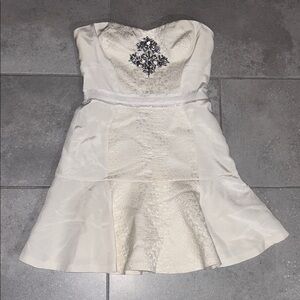 Rebecca Taylor Cream Silk Strapless Dress with Diamond Embellishment size 2